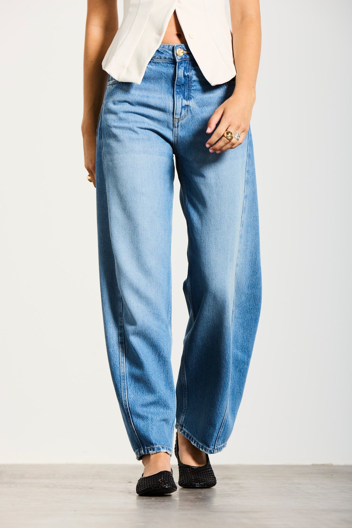 KUNSTHALLE | BALLOON | MIDBLUE GOLDGARN DENIM