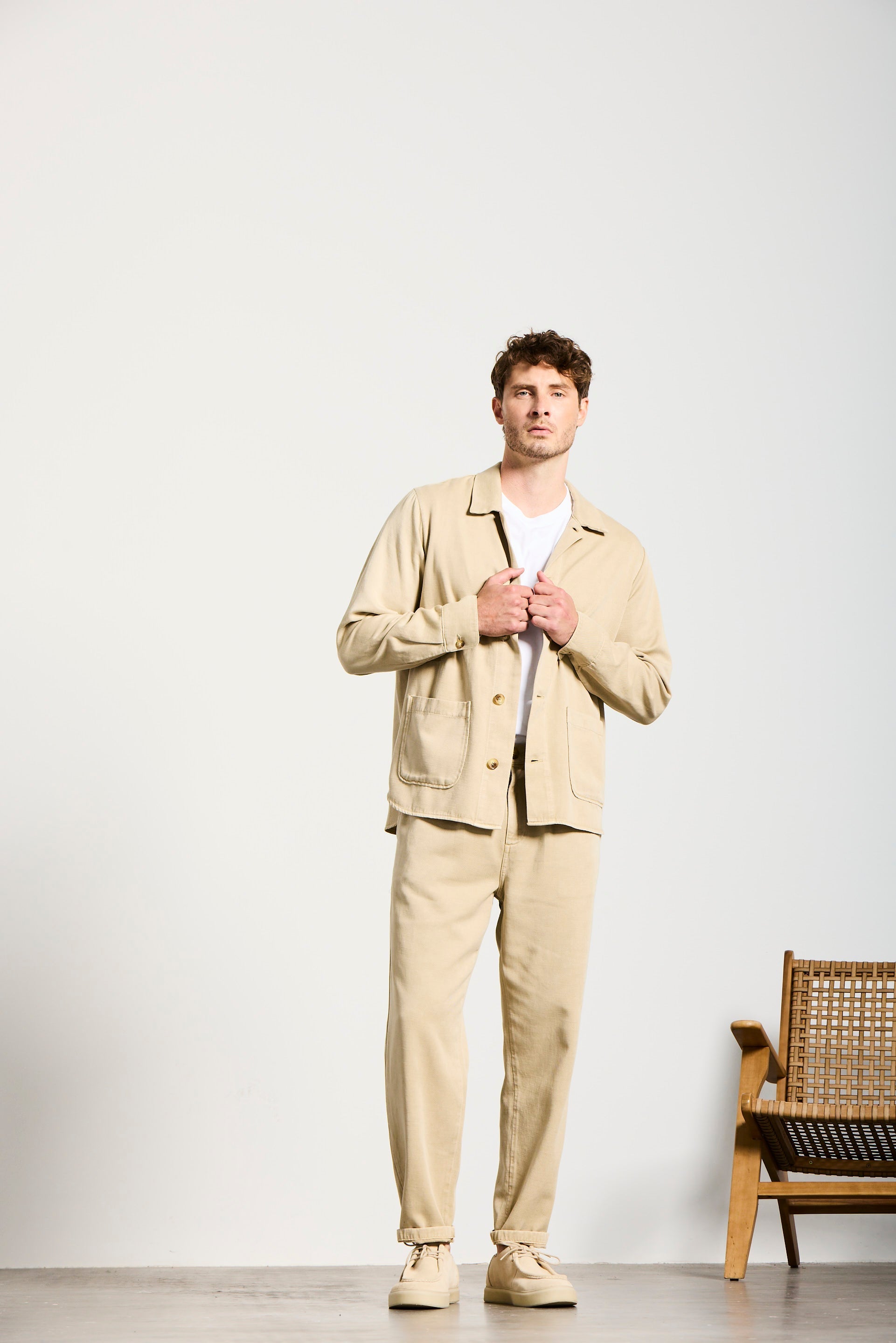 68 | THE WORKER JACKET | BEIGE GOLDGARN DENIM