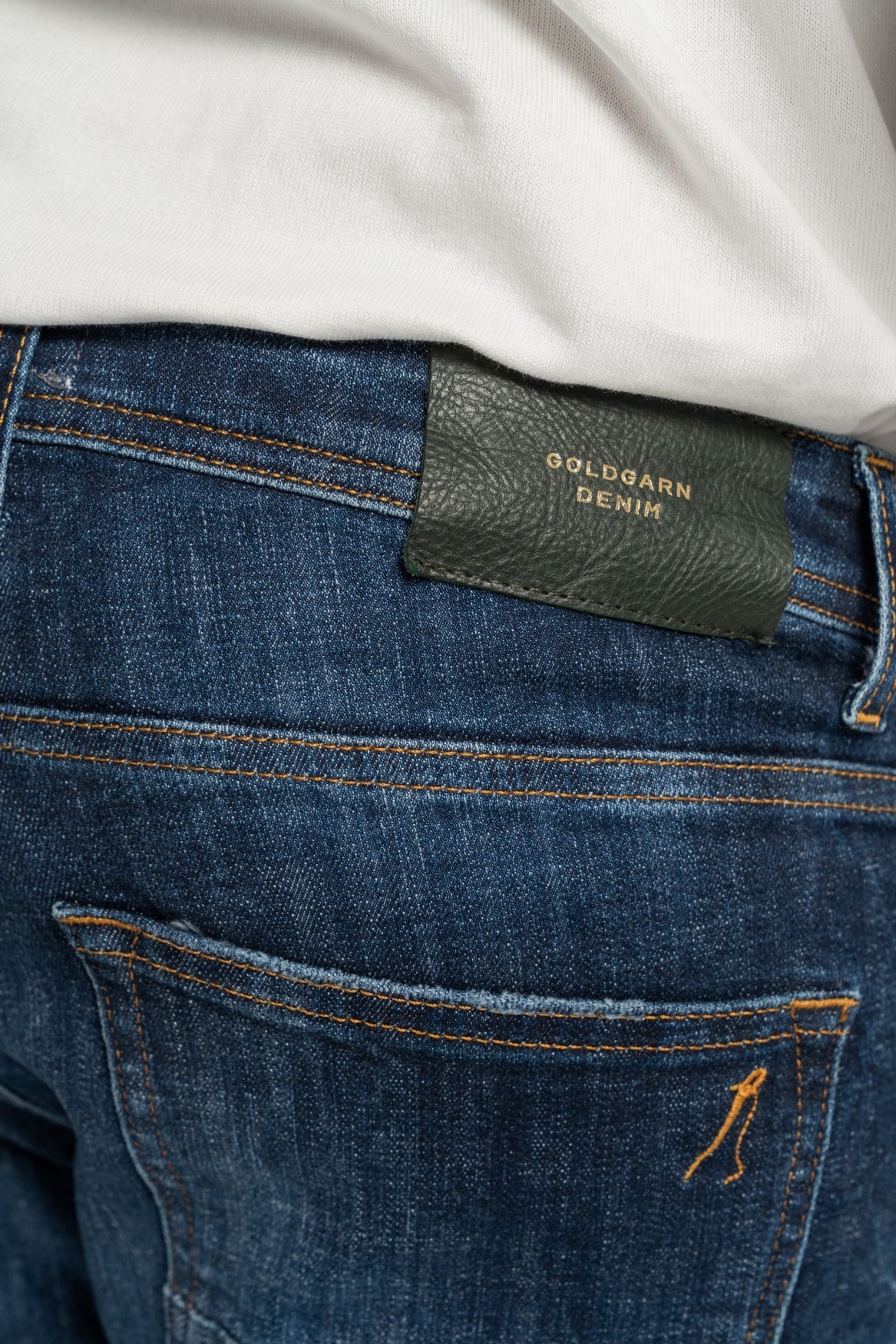 U2 | TAPERED FIT | DARKBLUE