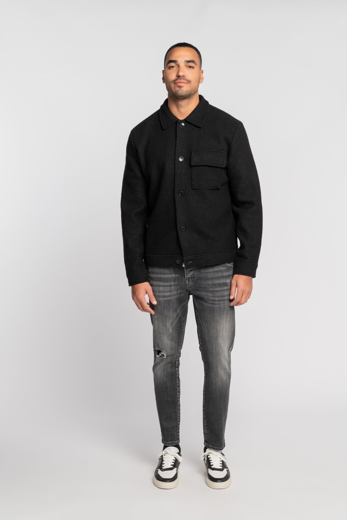 NECKARAU | CROPPED | VINTAGEBLACK