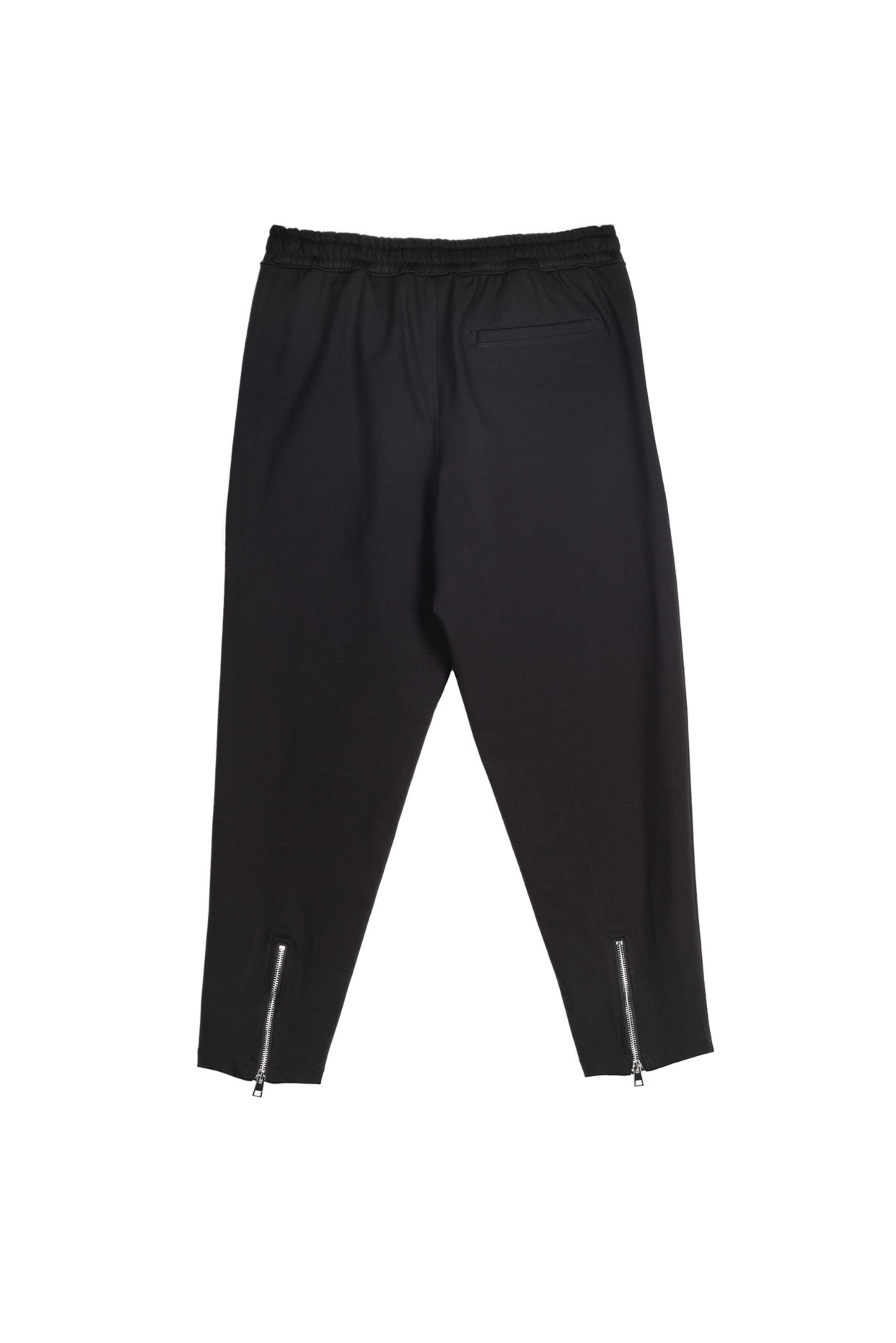L1 | RELAXED CROPPED | BLACK