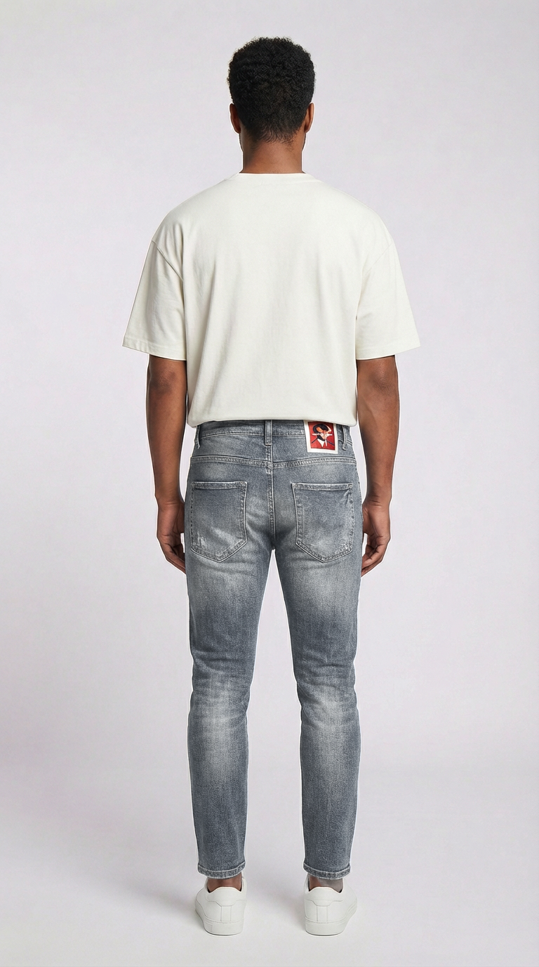 NECKARAU | CROPPED | GREY