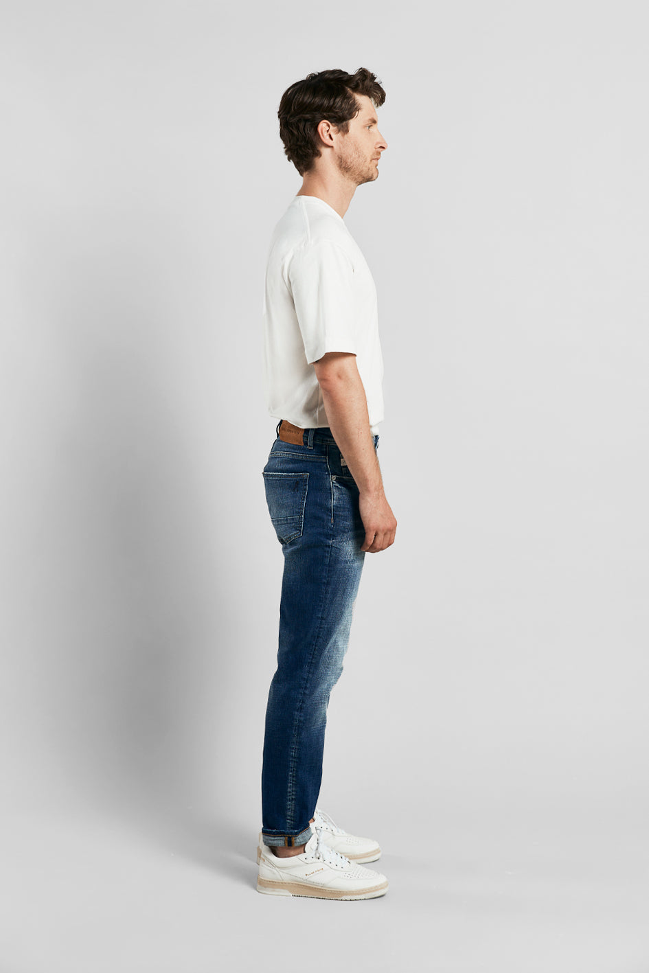U2 | TAPERED FIT | MIDBLUE GOLDGARN DENIM