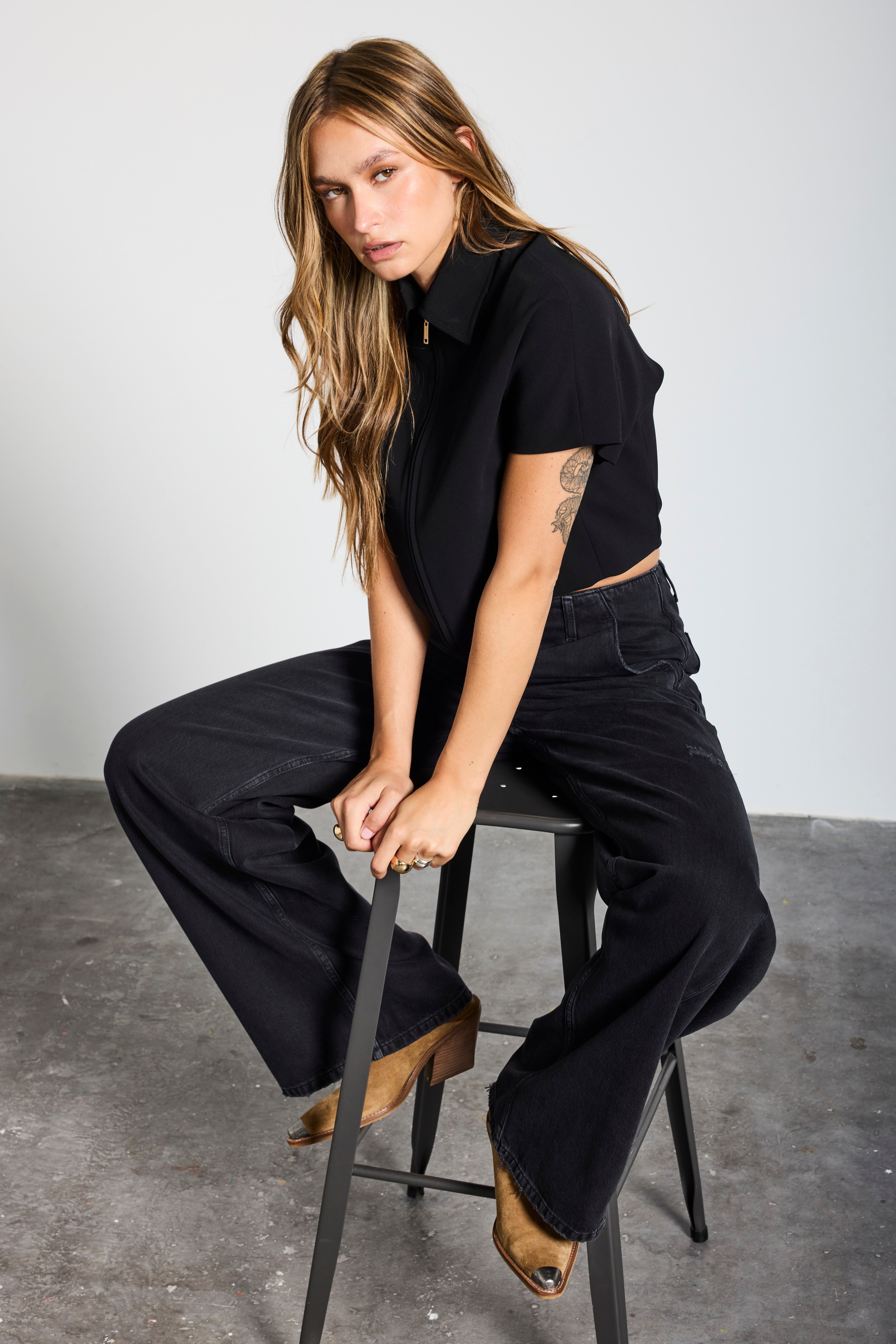 WALLSTADT | TWISTED WIDE LEG | VINTAGEBLACK GOLDGARN DENIM