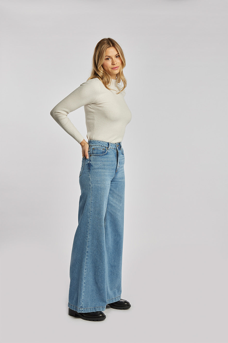 LUISENPARK | PALAZZO | VINTAGEBLUE