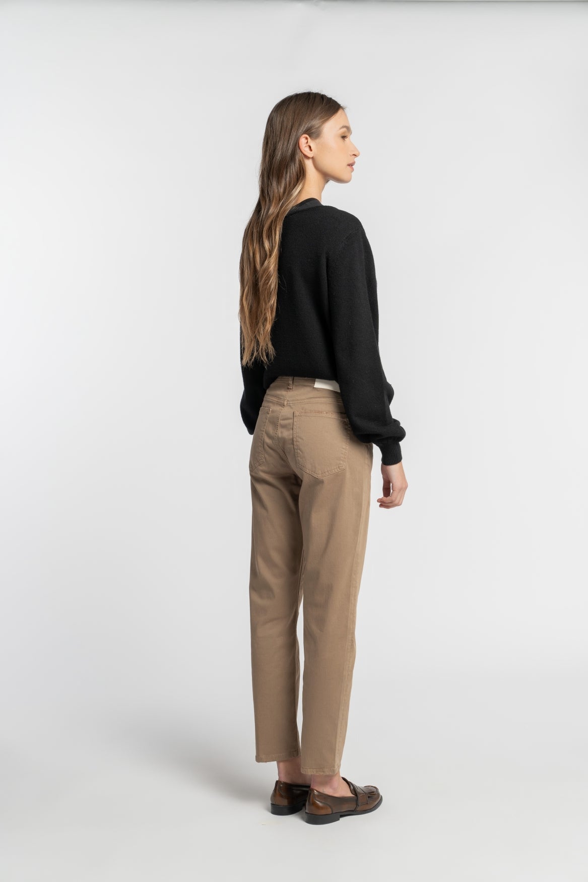 C4 | RELAXED FIT | SAND