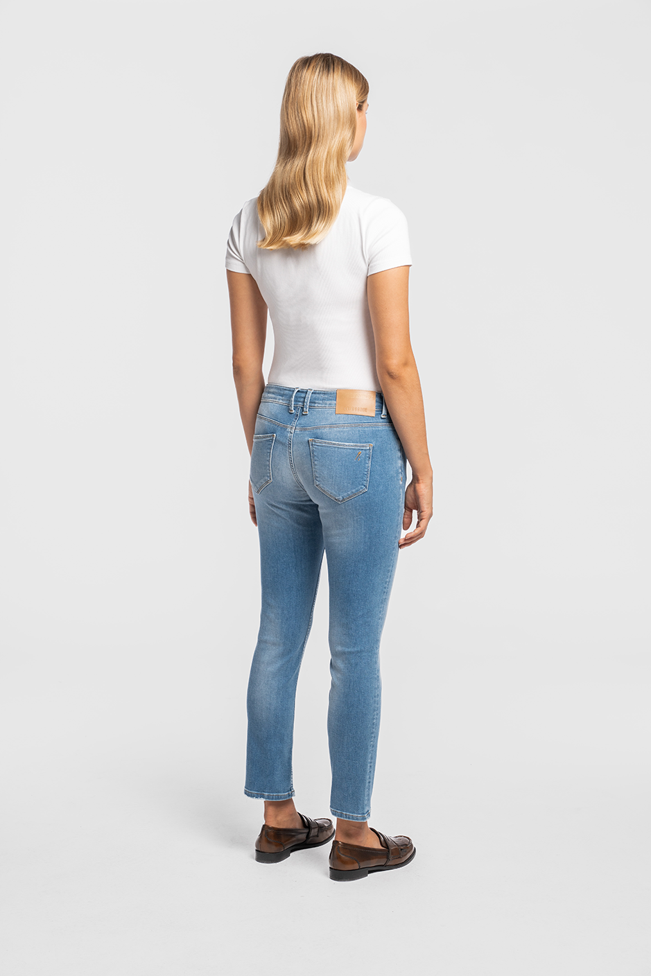 ROSENGARTEN | STRAIGHT | LIGHTBLUE