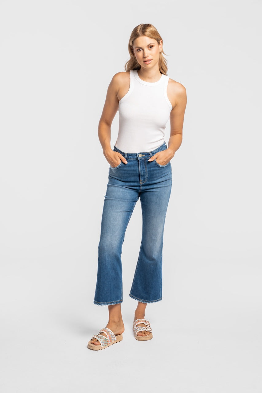 LUISENPARK | CROPPED FLARE | MIDBLUE GOLDGARN DENIM