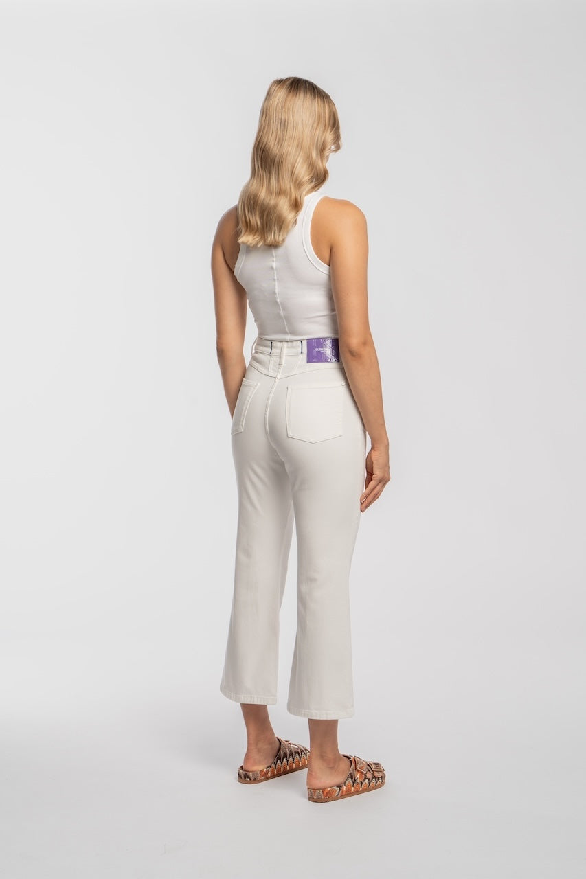 LUISENPARK | CROPPED FLARE | WHITE