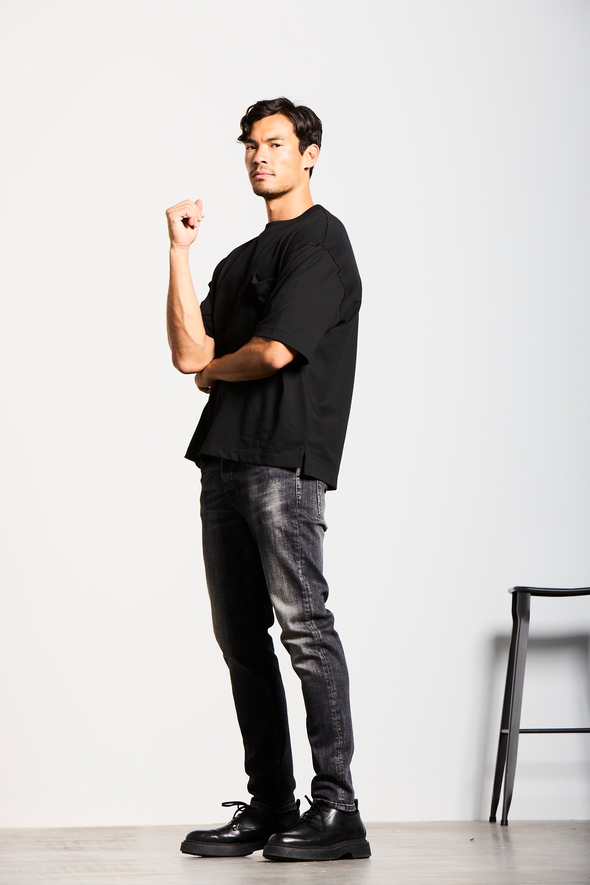 U2 | TAPERED FIT | VINTAGEBLACK GOLDGARN DENIM