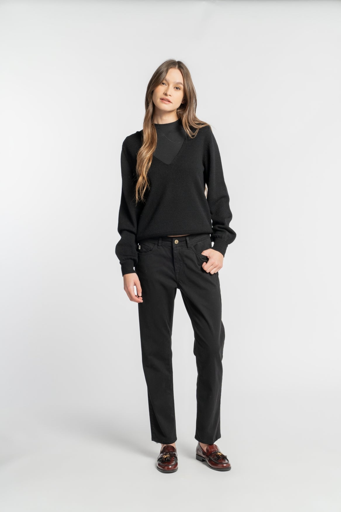 C4 | RELAXED FIT | BLACK