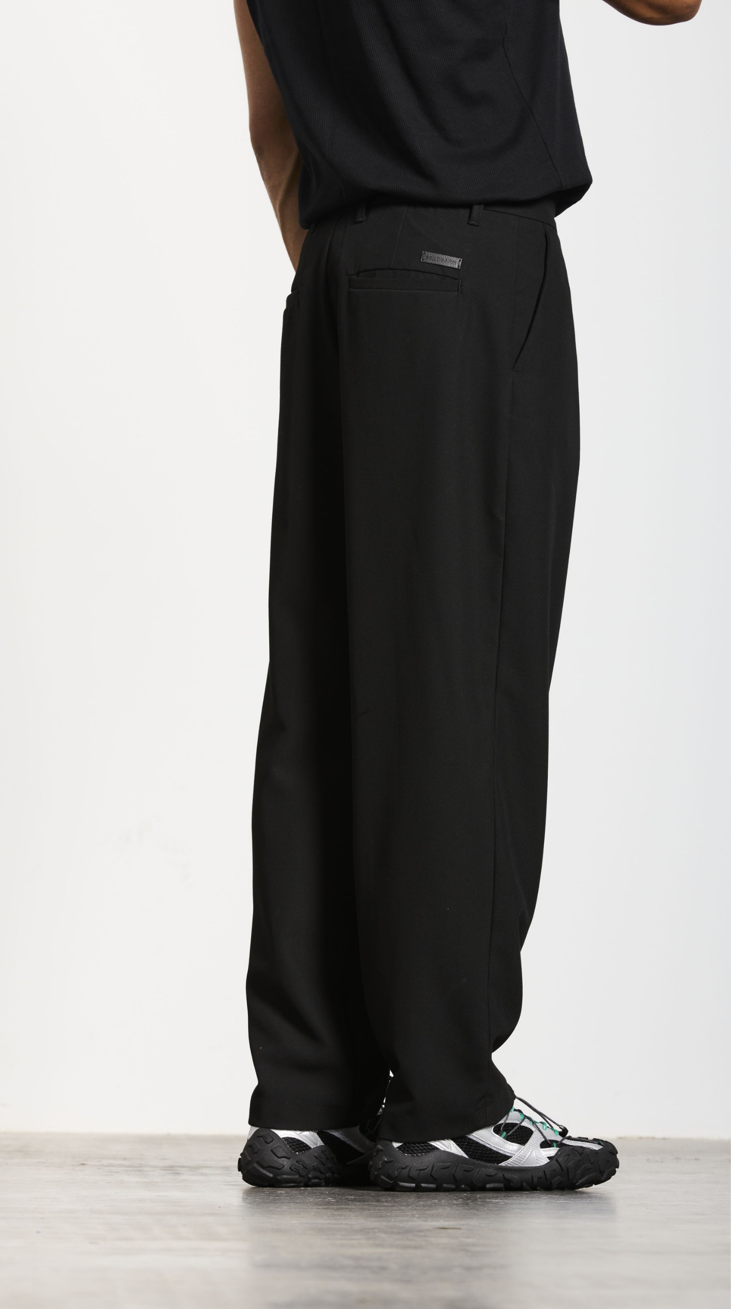 PARADEPLATZ | LOOSE FIT | BLACK